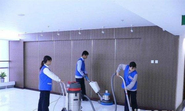 医院保洁服务，专业与责任的体现