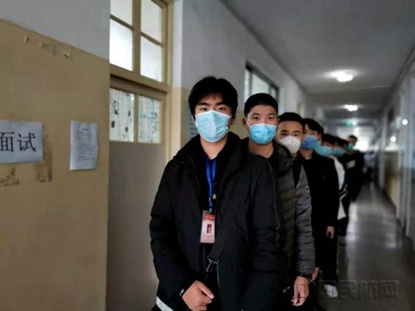 外科医生英语，沟通的桥梁，精准的保障