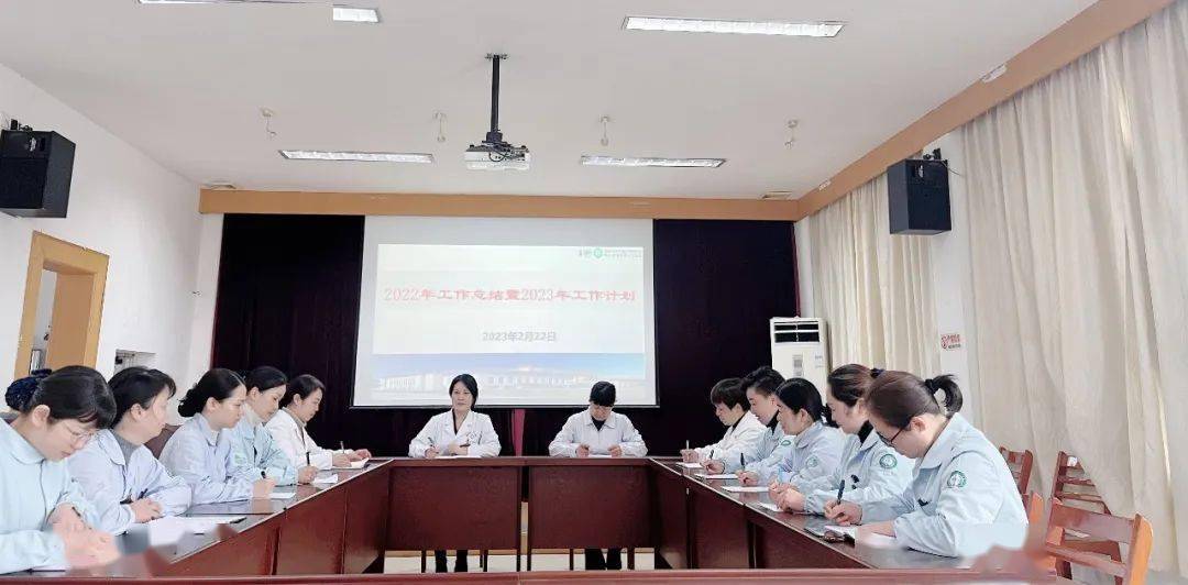 2023年医生年度考核个人总结，砥砺前行，医路共进