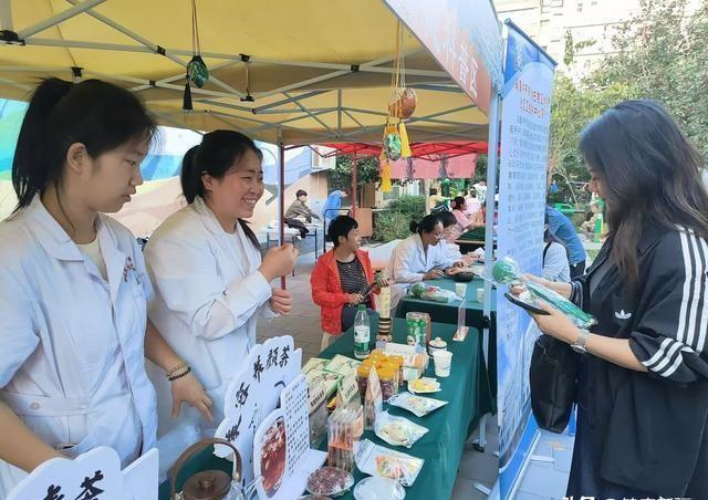 重塑医疗体验，医生在线问诊平台的革新力量