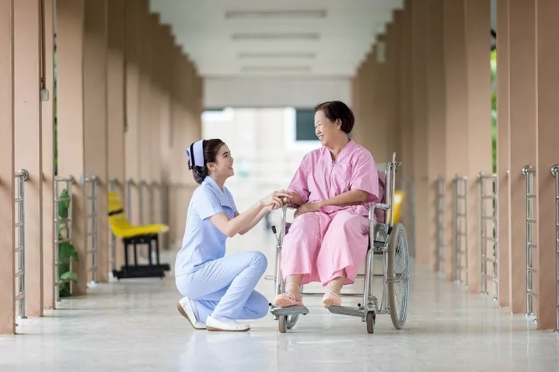 医生问诊图片，透视医疗服务的温暖瞬间