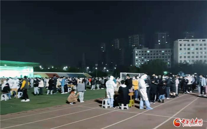 医院的上班时间，从早到晚的守护与关怀