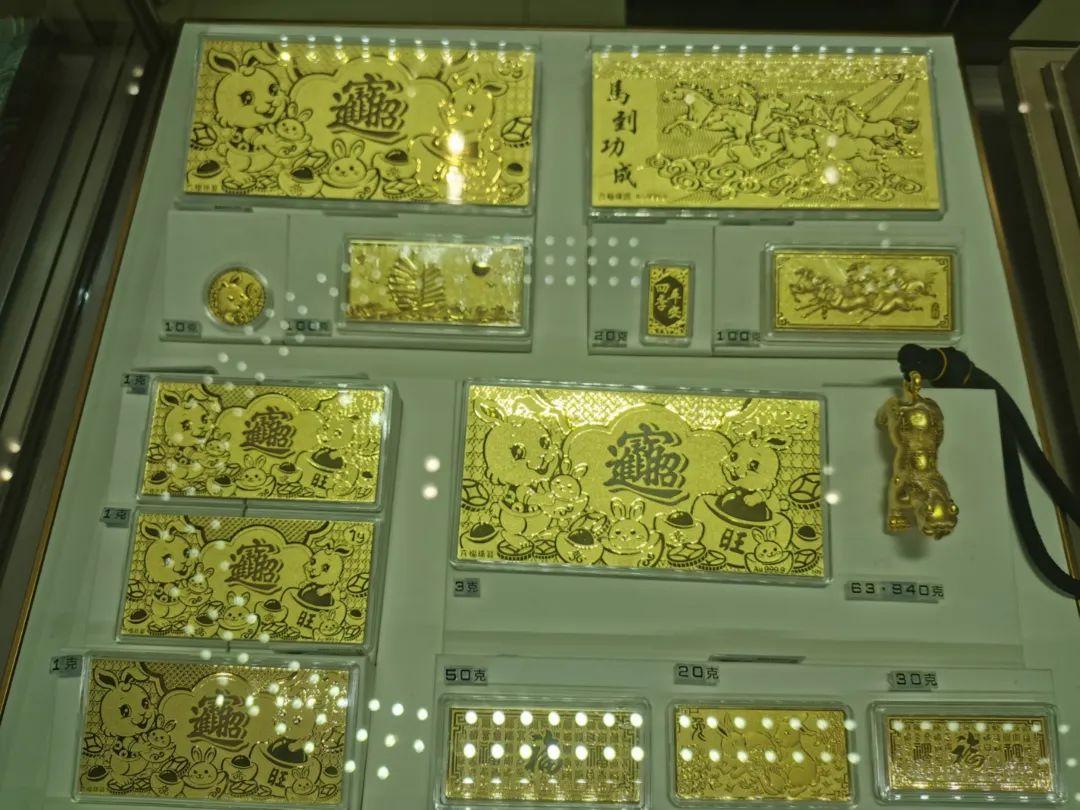 澳门六福珠宝今日金价走势解析，最新款金饰价格动态与市场趋势视频导览
